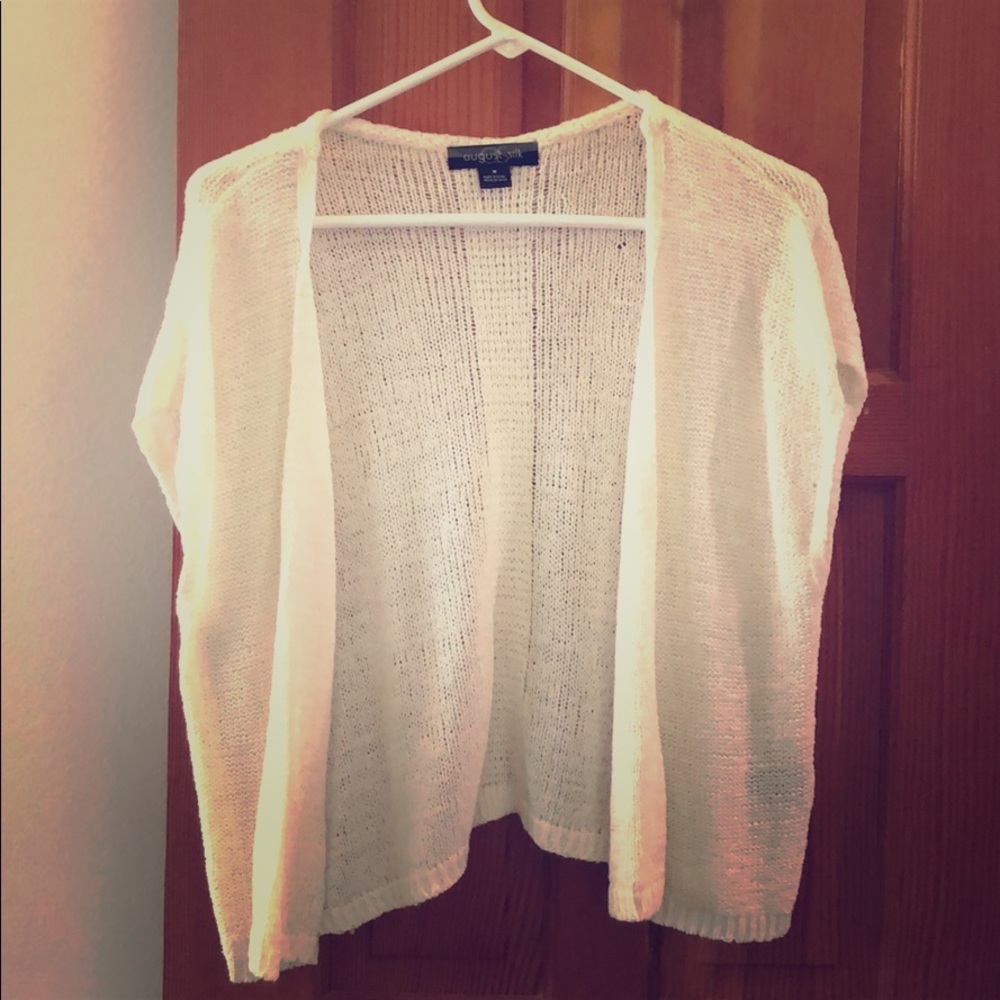 Off white top